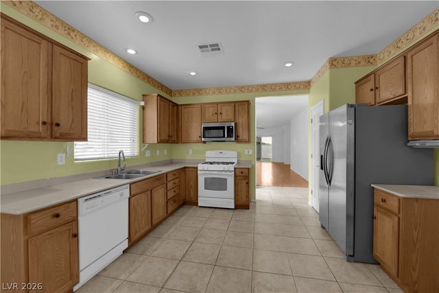 7942 Kiskadee Street, North Las Vegas, NV 89084