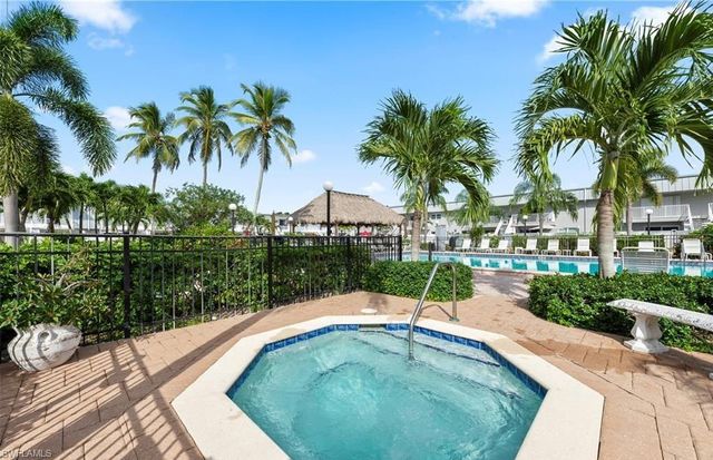 6777 Winkler RD 134, Fort Myers, FL 33919
