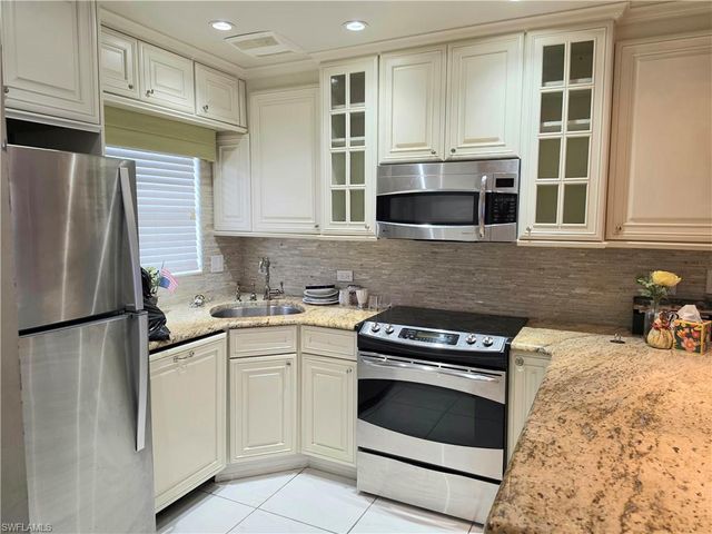 6777 Winkler RD 134, Fort Myers, FL 33919