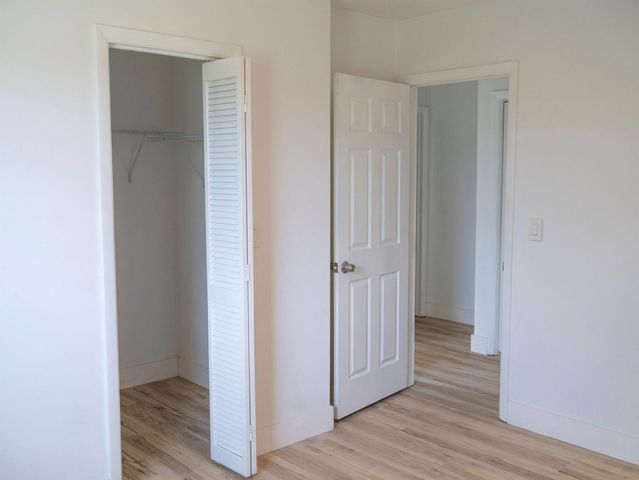 1009 S Federal Hwy 3 Highway 3, Lake Worth Beach, FL 33460