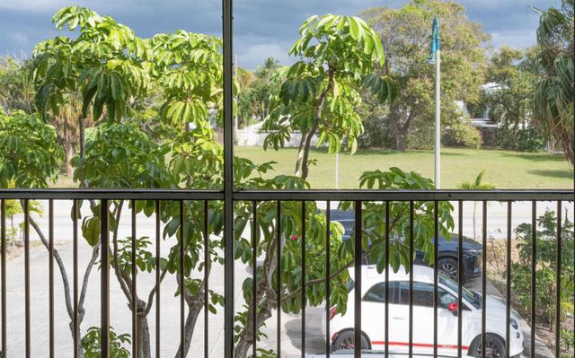 1009 S Federal Hwy 3 Highway 3, Lake Worth Beach, FL 33460