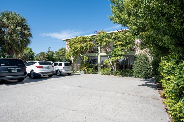 1009 S Federal Hwy 3 Highway 3, Lake Worth Beach, FL 33460