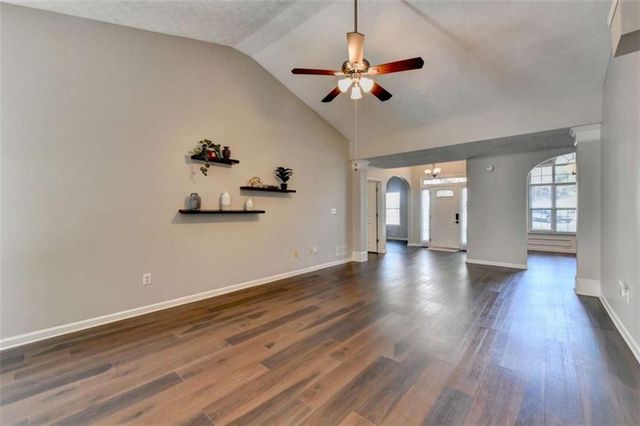 572 Staghorn Lane, Suwanee, GA 30024