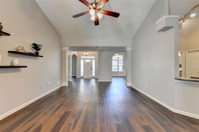 572 Staghorn Lane, Suwanee, GA 30024
