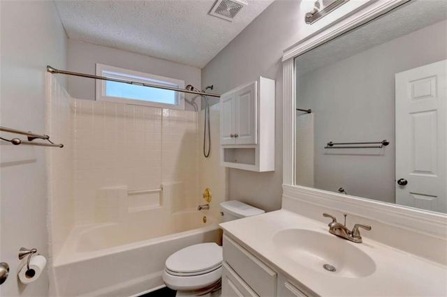 572 Staghorn Lane, Suwanee, GA 30024
