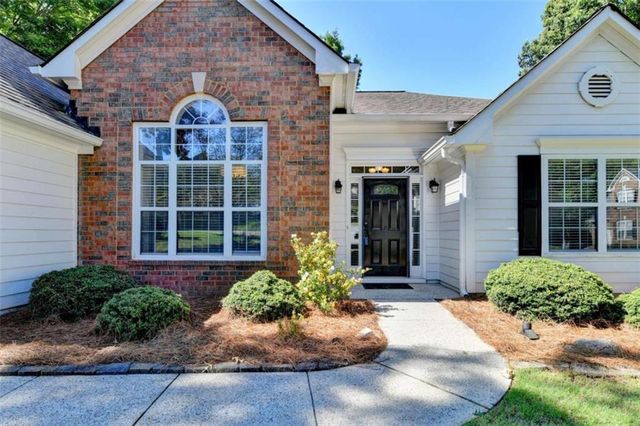 572 Staghorn Lane, Suwanee, GA 30024