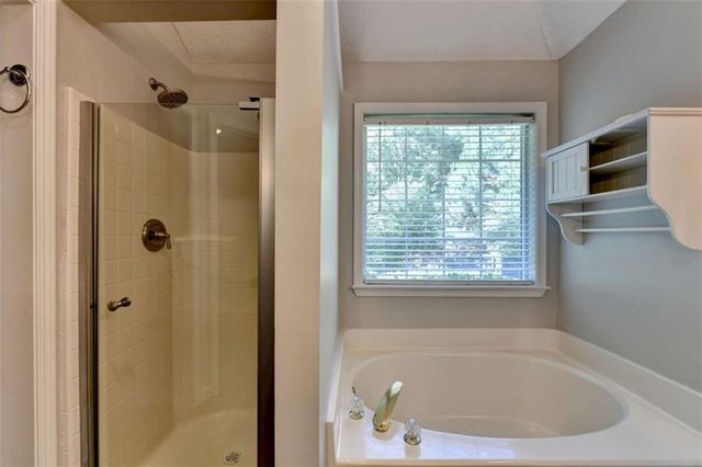 572 Staghorn Lane, Suwanee, GA 30024