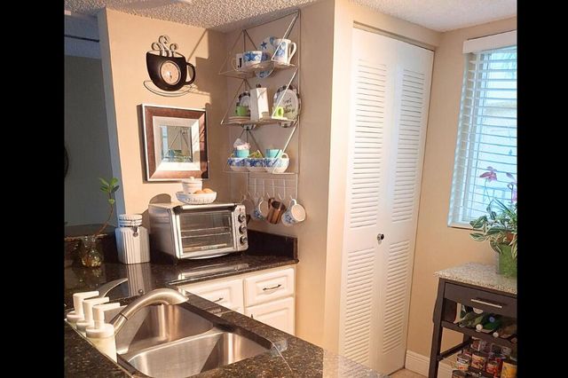 1030 Lake Shore Drive 206, Lake Park, FL 33403