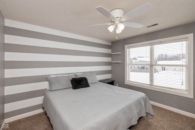 3015 Parkview Drive, Columbus, IN 47201