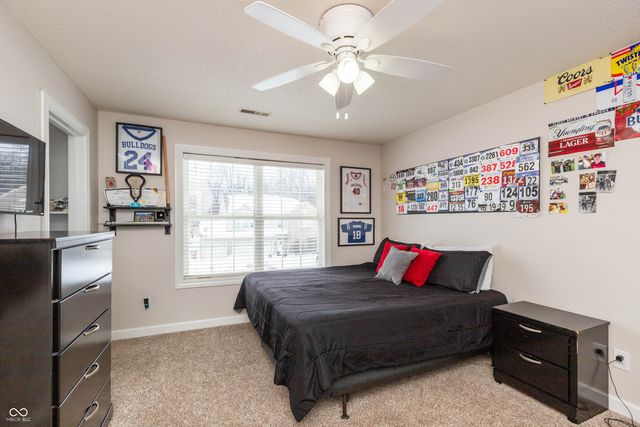 3015 Parkview Drive, Columbus, IN 47201