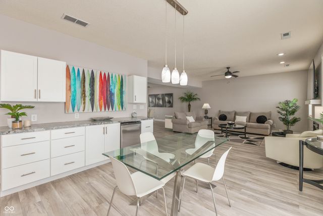 3015 Parkview Drive, Columbus, IN 47201