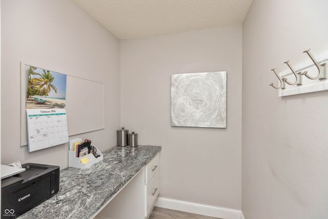 3015 Parkview Drive, Columbus, IN 47201