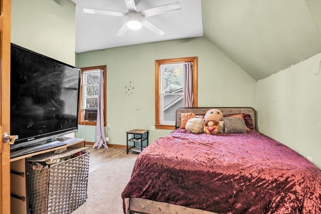 56 Silver St, Taunton, MA 02780