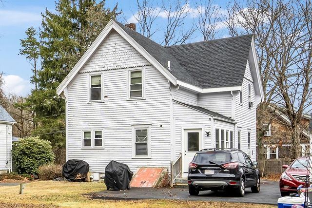 56 Silver St, Taunton, MA 02780