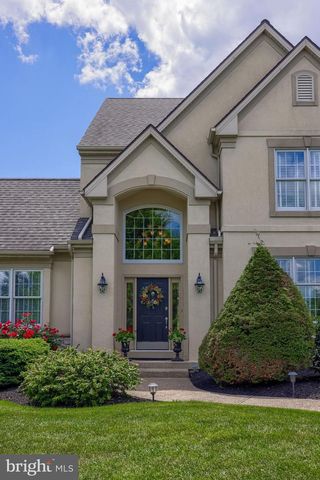 1134 PERSIMMON DR, Lancaster, PA 17601
