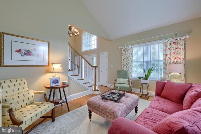 1134 PERSIMMON DR, Lancaster, PA 17601