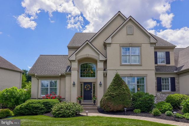 1134 PERSIMMON DR, Lancaster, PA 17601