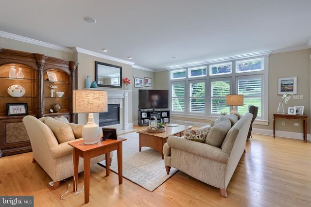 1134 PERSIMMON DR, Lancaster, PA 17601