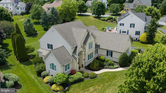 1134 PERSIMMON DR, Lancaster, PA 17601