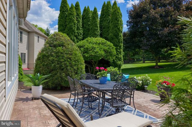 1134 PERSIMMON DR, Lancaster, PA 17601