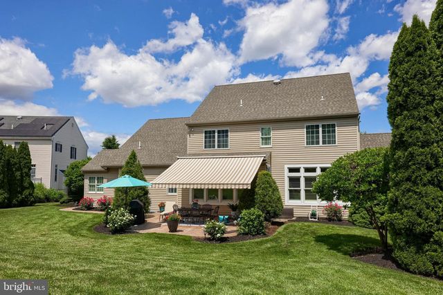 1134 PERSIMMON DR, Lancaster, PA 17601