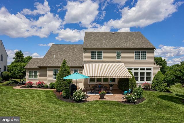 1134 PERSIMMON DR, Lancaster, PA 17601