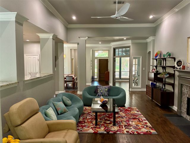 718 Ashleigh Lane, Southlake, TX 76092