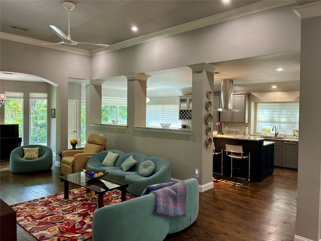 718 Ashleigh Lane, Southlake, TX 76092
