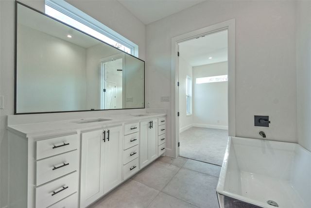 519 Mount Auburn Avenue, Dallas, TX 75223