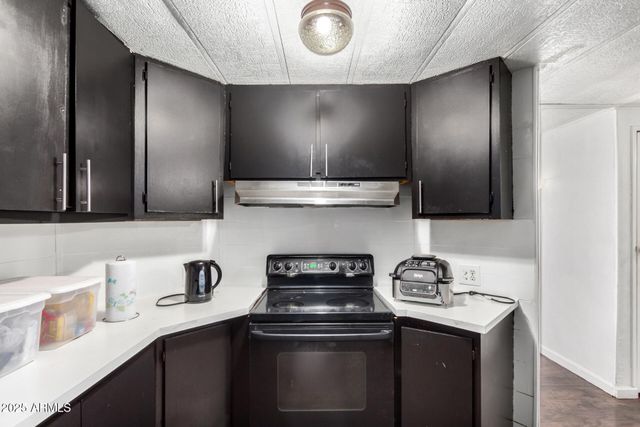 8601 N 71ST Avenue 166, Glendale, AZ 85301