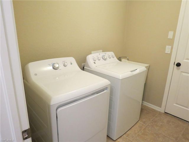 4145 SW 9th AVE, Cape Coral, FL 33914