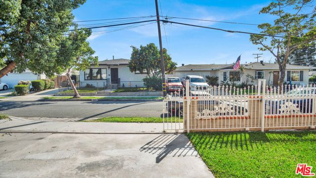2239 W Lincoln Street, Long Beach, CA 90810