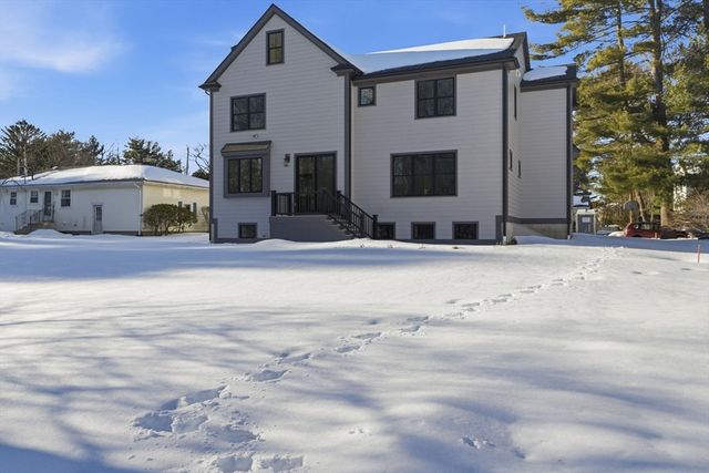 19 Mason Road, Needham, MA 02492