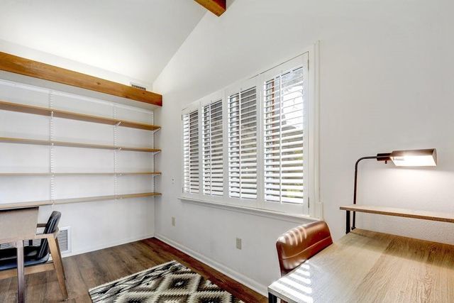 1813 Dexter ST, Austin, TX 78704