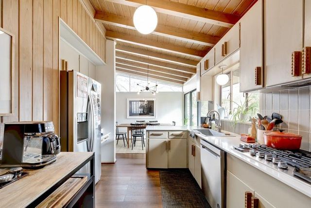 1813 Dexter ST, Austin, TX 78704