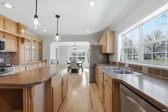 11150 N Polyanna Pike, Cromwell, IN 46732