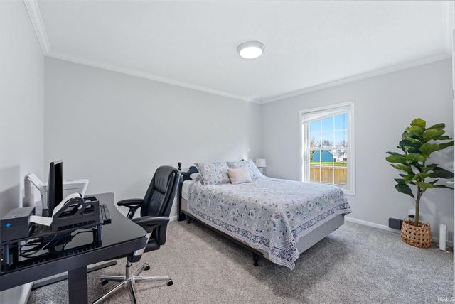 11150 N Polyanna Pike, Cromwell, IN 46732
