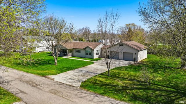 11150 N Polyanna Pike, Cromwell, IN 46732