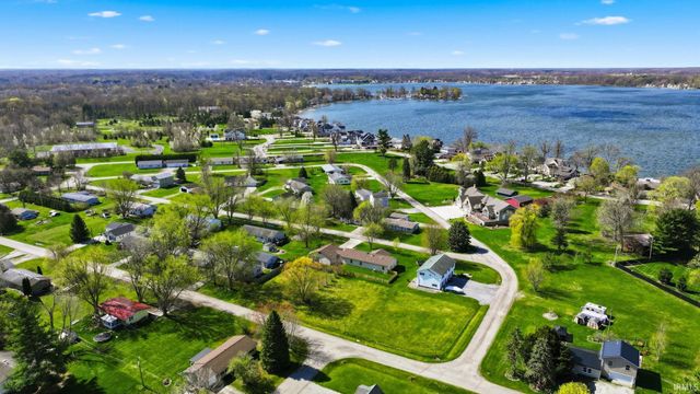11150 N Polyanna Pike, Cromwell, IN 46732
