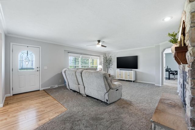 11150 N Polyanna Pike, Cromwell, IN 46732