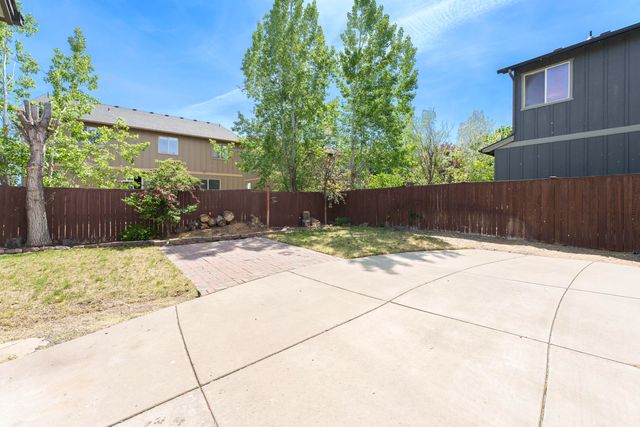 21189 Ritz Place, Bend, OR 97702