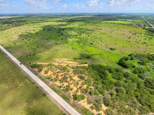 TBD County Rd 302, Jourdanton, TX 78026