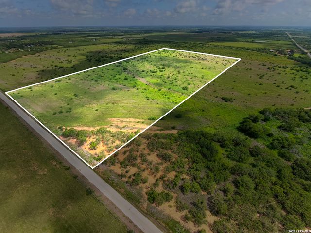 TBD County Rd 302, Jourdanton, TX 78026