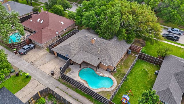 2301 Huntington Drive, Plano, TX 75075