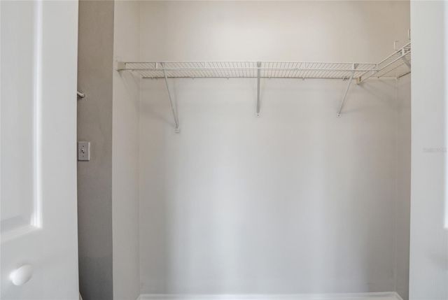 2118 FLUORSHIRE DRIVE, Brandon, FL 33511