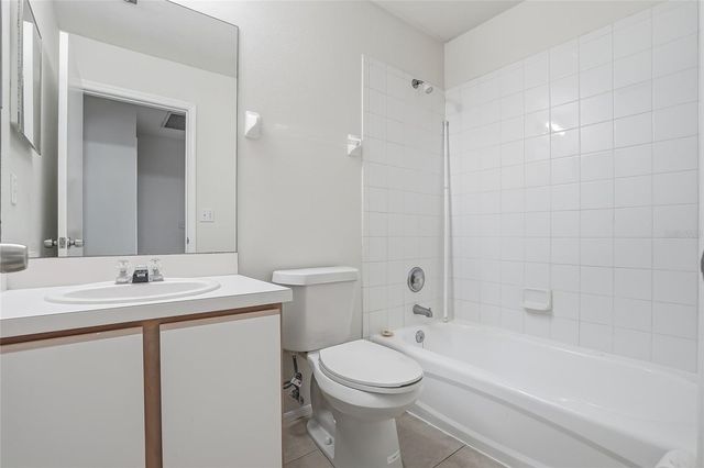 2118 FLUORSHIRE DRIVE, Brandon, FL 33511