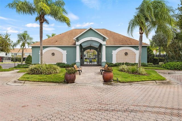 2118 FLUORSHIRE DRIVE, Brandon, FL 33511