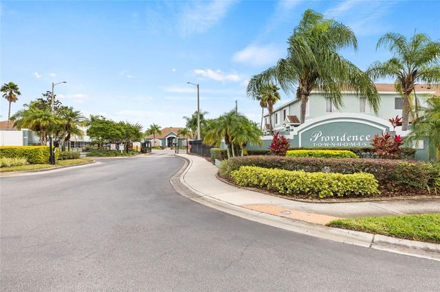 2118 FLUORSHIRE DRIVE, Brandon, FL 33511