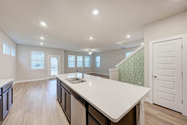 7319 Travertine Spring DR 115, Austin, TX 78744