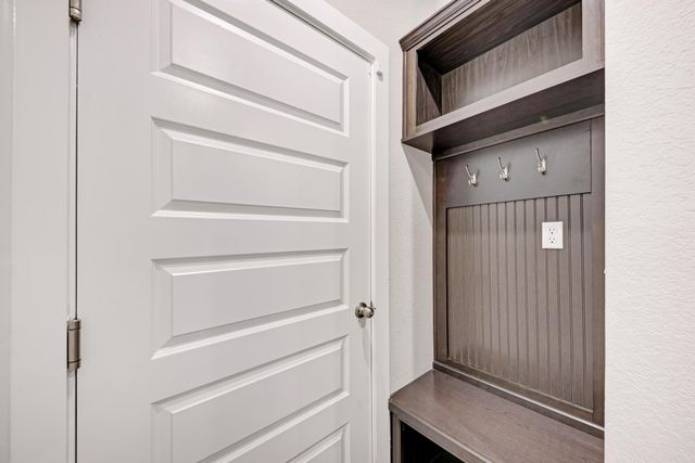 7319 Travertine Spring DR 115, Austin, TX 78744